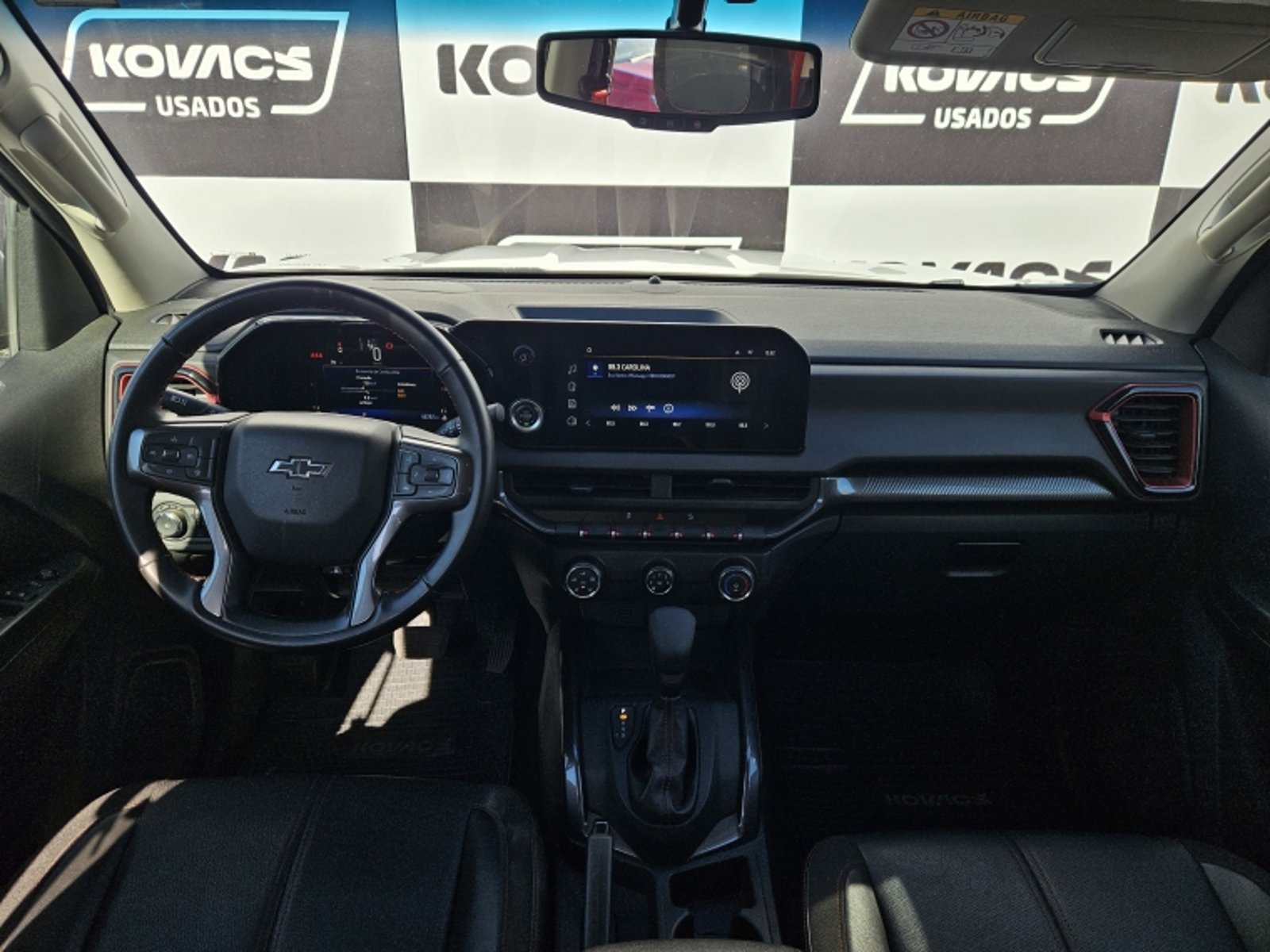 CHEVROLET COLORADO TD Z71 AT 4WD S 2024 - Imagen 9 de 20
