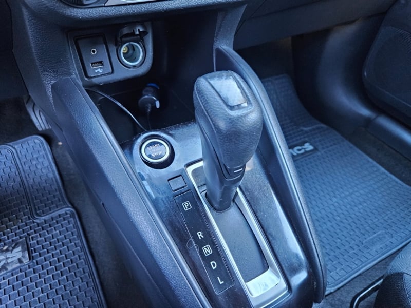 Nissan VERSA 1.6 SENSE AT 2022 - Imagen 12 de 18