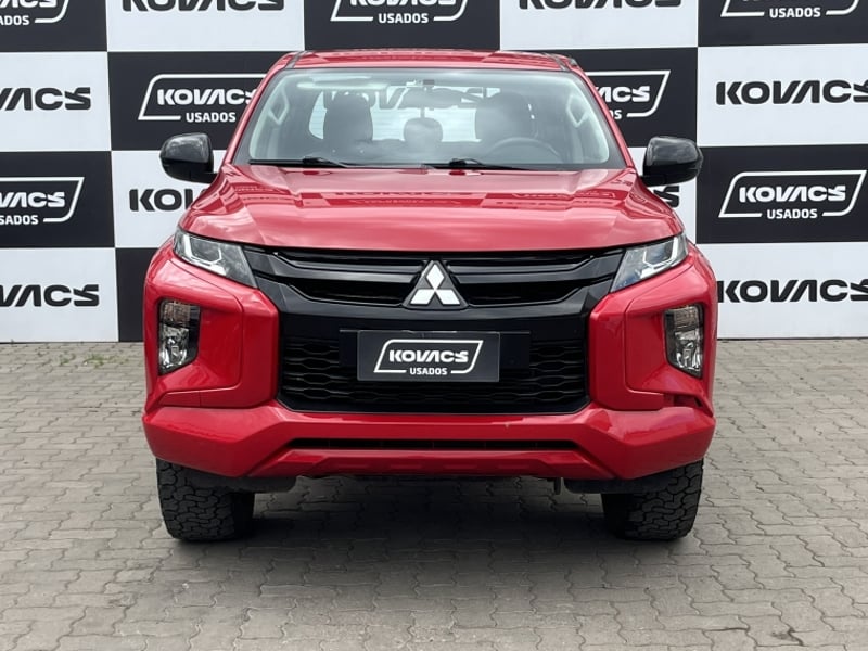 Mitsubishi L200 2.4 TD WORK CR WF MT 4X2 DIESEL 2022 - Imagen 8 de 20