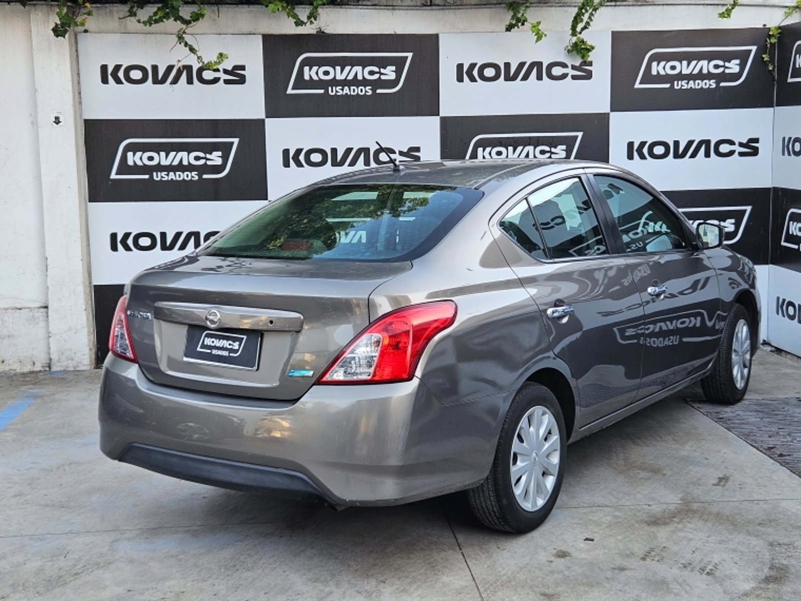 Nissan VERSA 1.6 SENSE MT 2015 - Foto 5 de 19