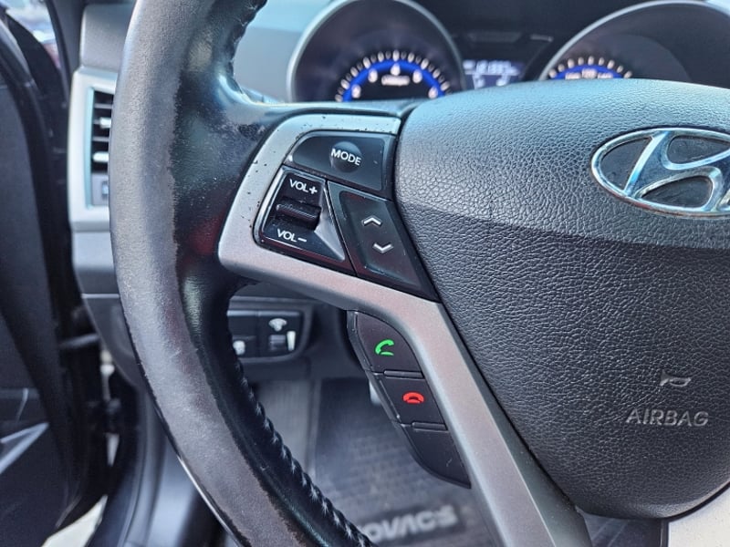 Hyundai VELOSTER 1.6 FS 4DR GLS FULL MT 2016 - Imagen 17 de 19