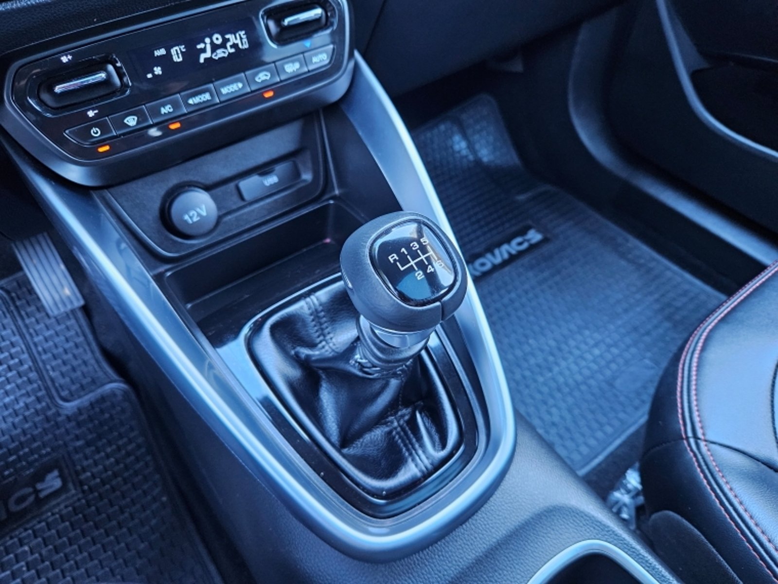 Chevrolet GROOVE 1.5L  PREMIER  MT S 2025 - Imagen 16 de 20