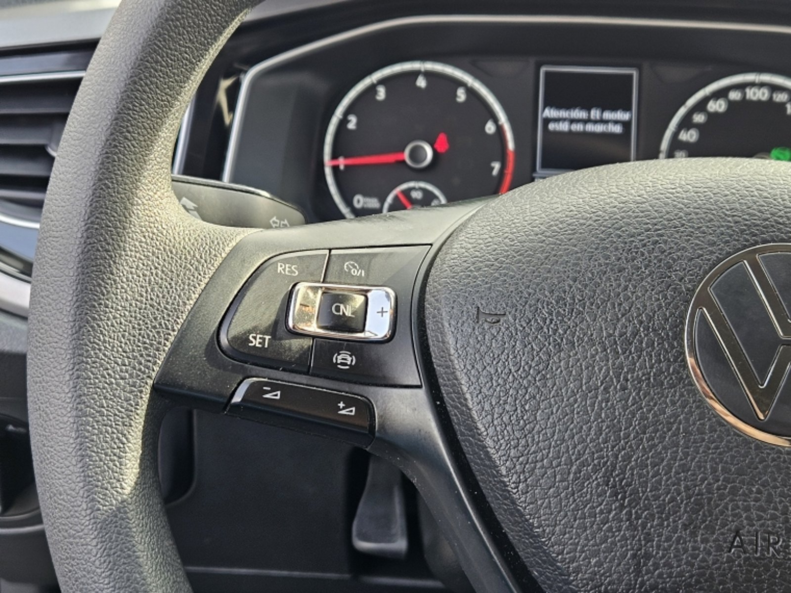 VOLKSWAGEN NIVUS TSI 1.0 AUT 2021 - Imagen 18 de 20