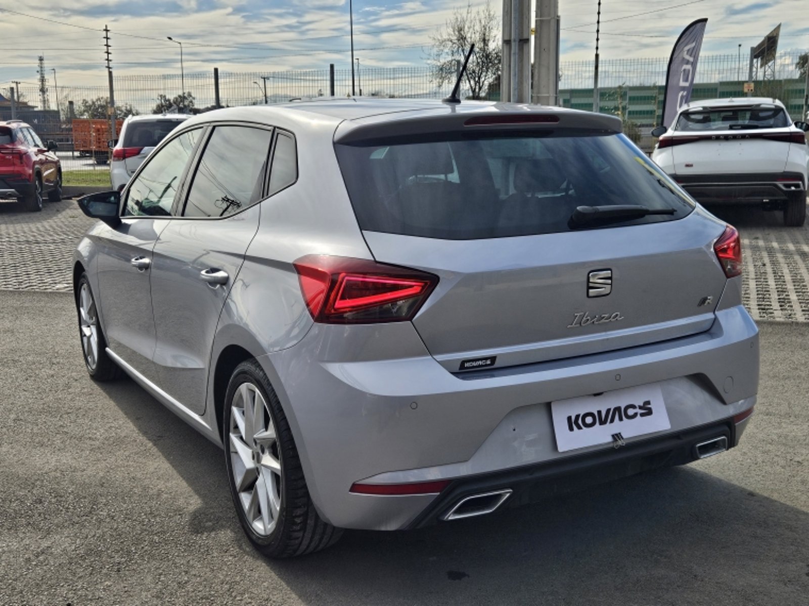 SEAT IBIZA 1.6 FR AT 2023 - Imagen 6 de 20