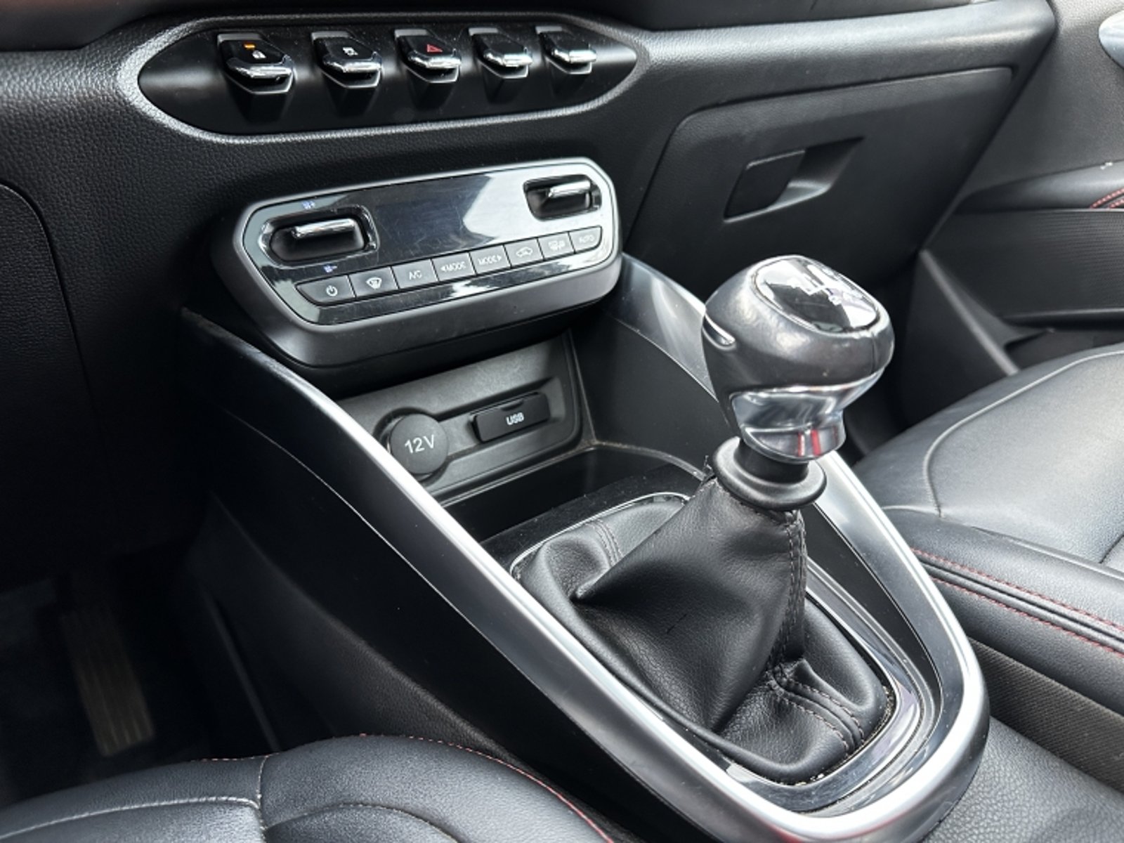 CHEVROLET GROOVE PREMIER  MT 2024 - Imagen 14 de 18
