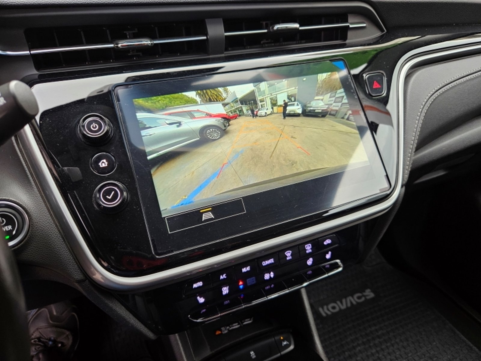 Chevrolet BOLT EUV 00 EUV AT ELECTRICO 2024 - Imagen 17 de 20