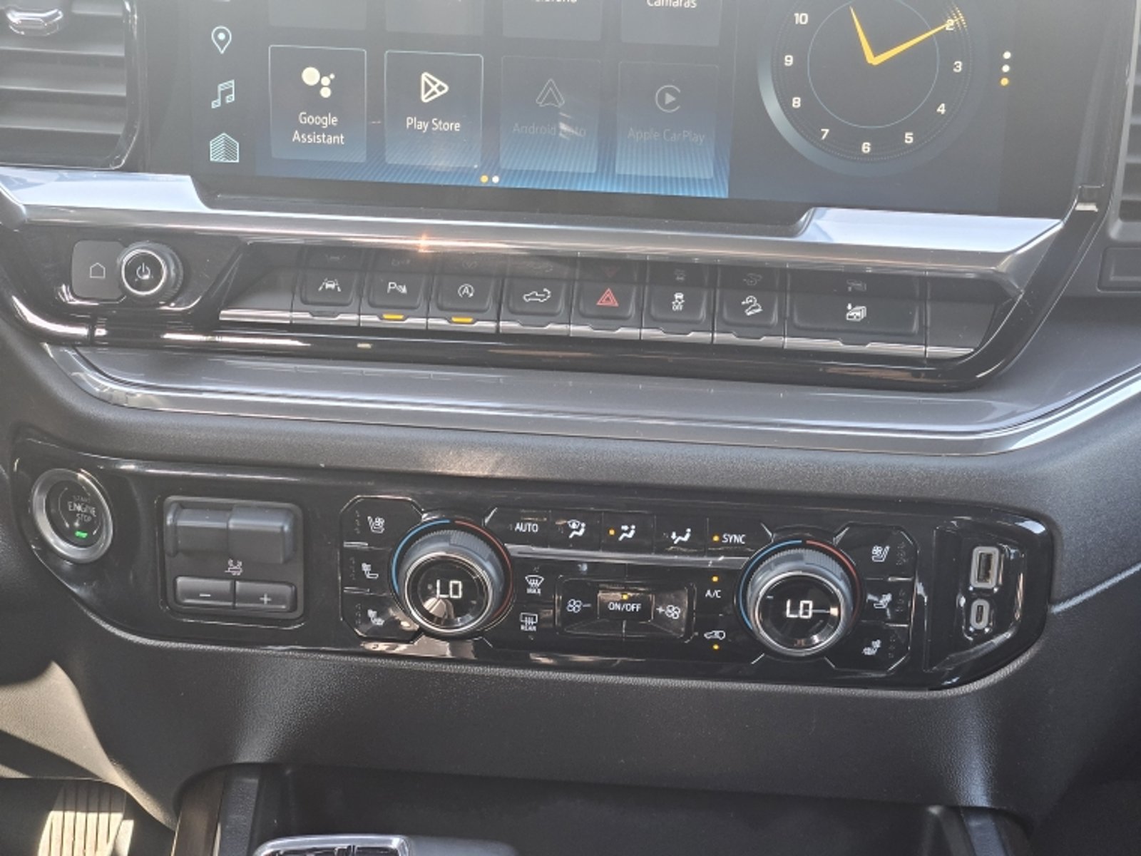 CHEVROLET SILVERADO TD HIGH COUNTRY AT 4X4 2024 - Imagen 13 de 20