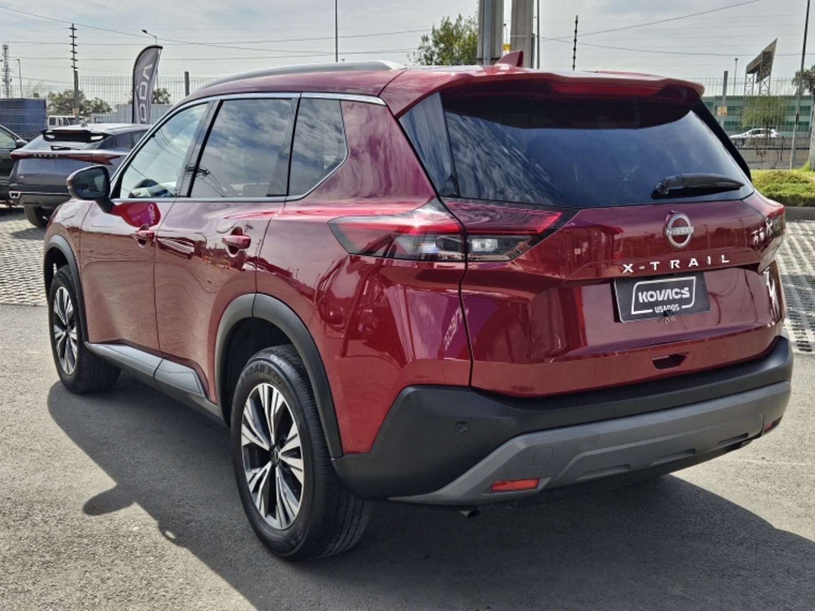NISSAN X-TRAIL ADVANCE 3ROW AT 2.5 2024 - Imagen 6 de 20