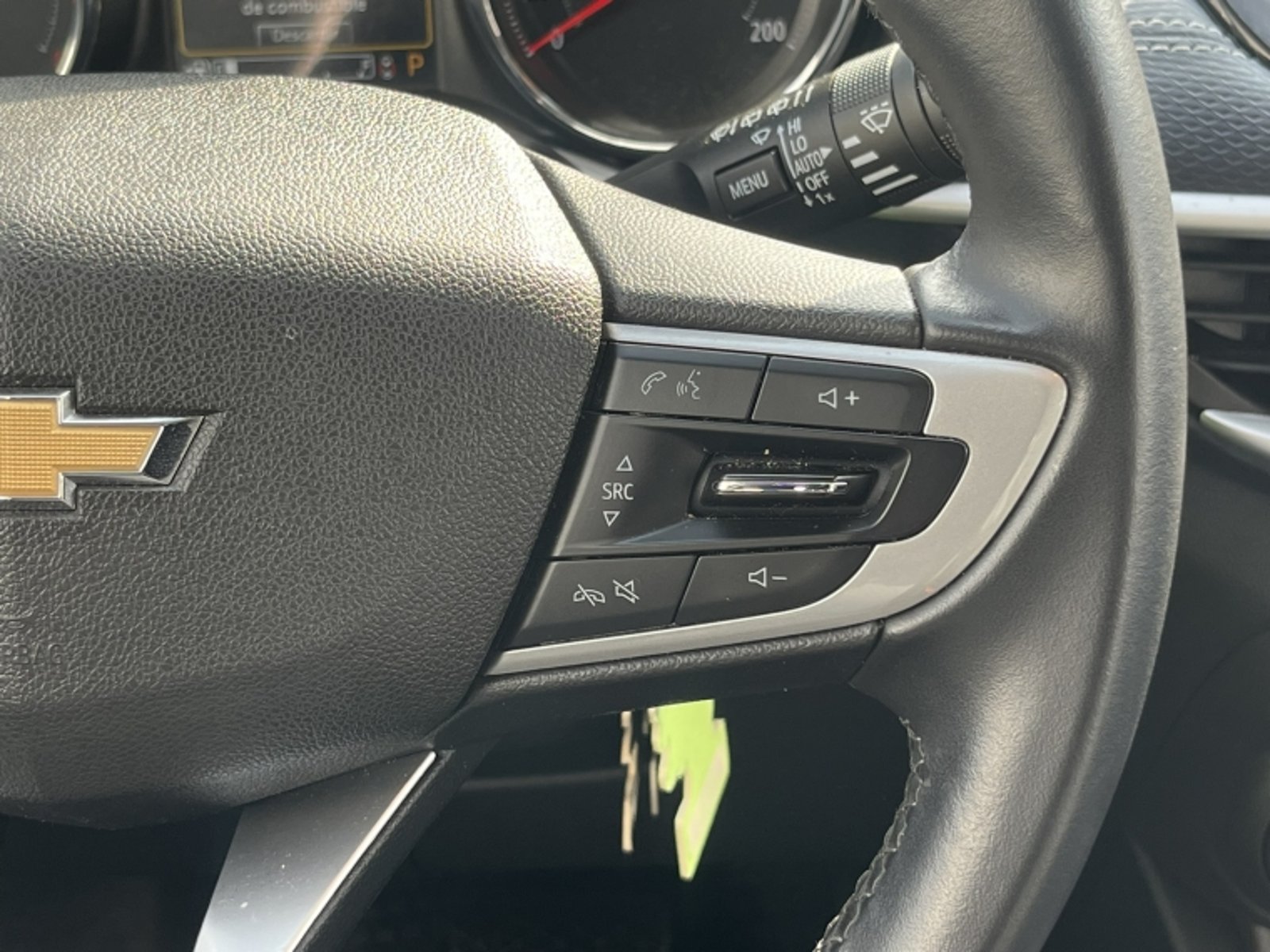 Chevrolet TRACKER 1.2T PREMIER AT 2024 - Imagen 17 de 20