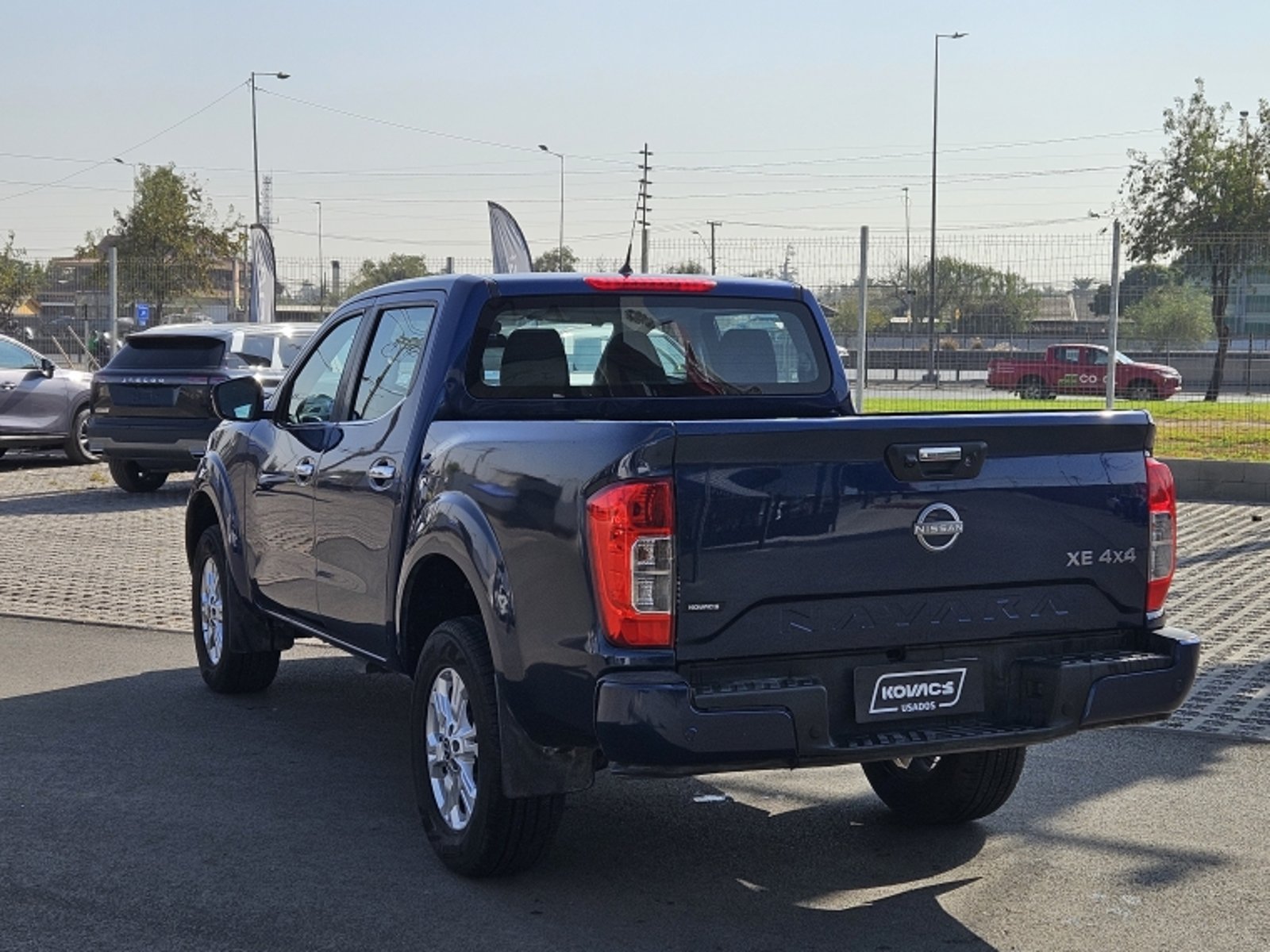 NISSAN NAVARA 2.3 DC XE AT 4X4 DIESEL 2024 - Imagen 7 de 19