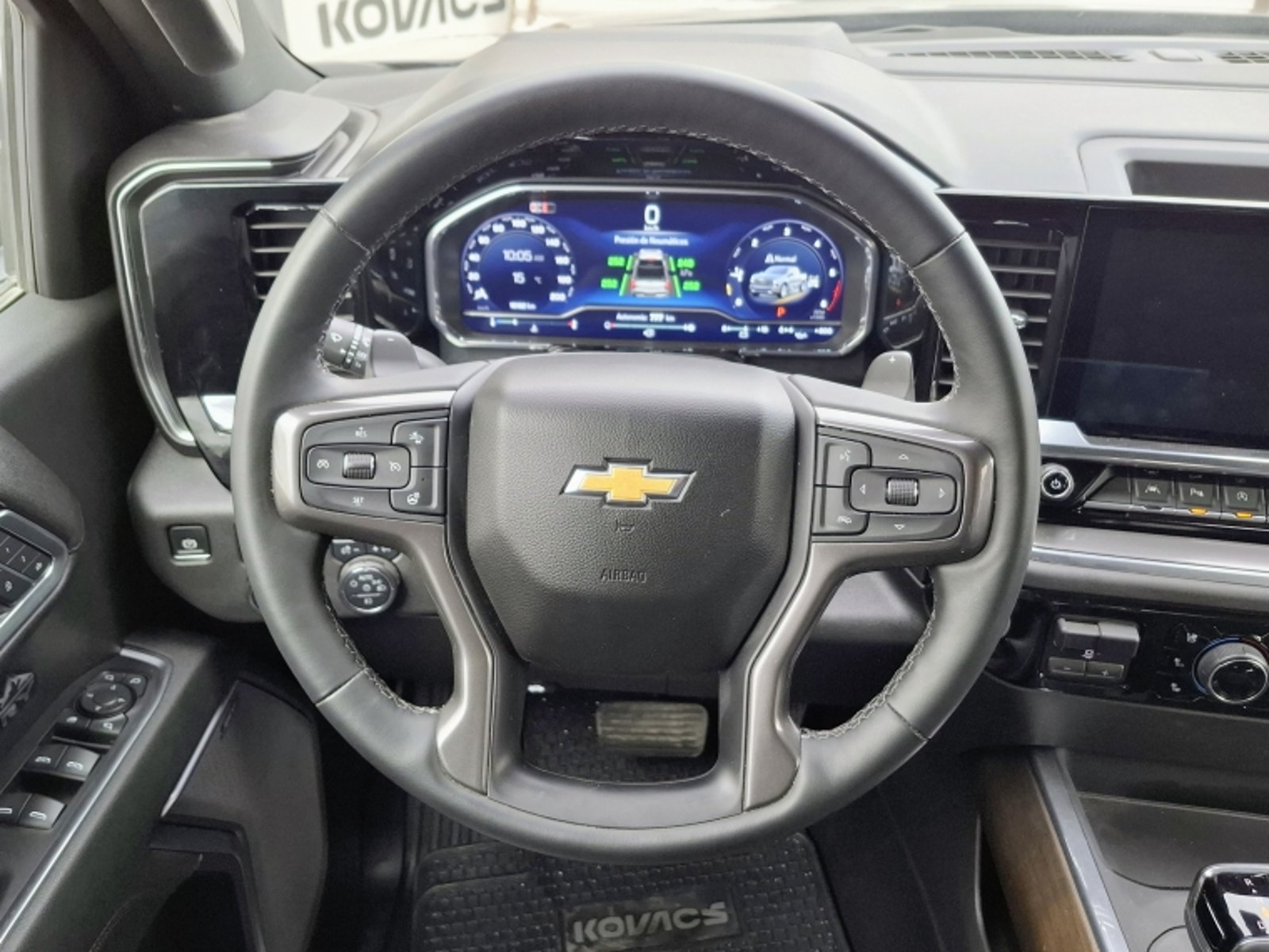 CHEVROLET SILVERADO HIGH COUNTRY 2025 - Imagen 11 de 20