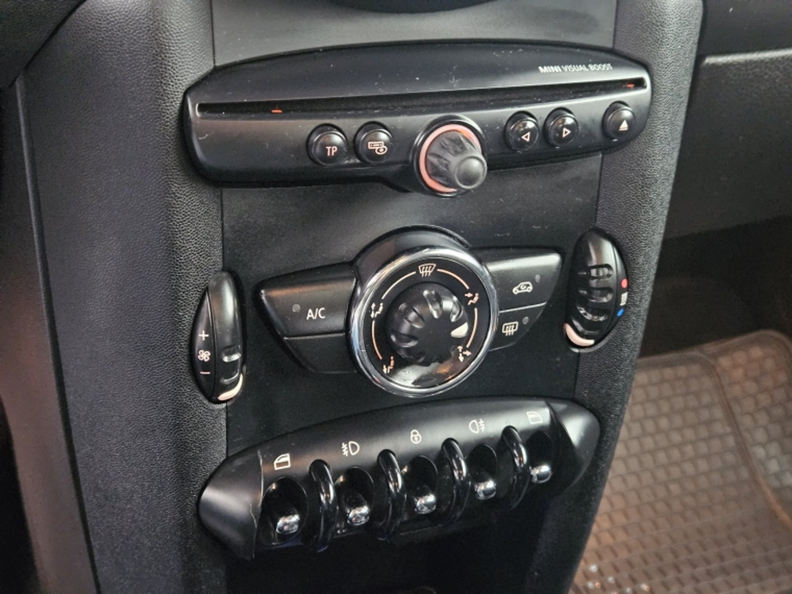 Mini COOPER SALT HB 1.6 AT 2014 - Imagen 15 de 18