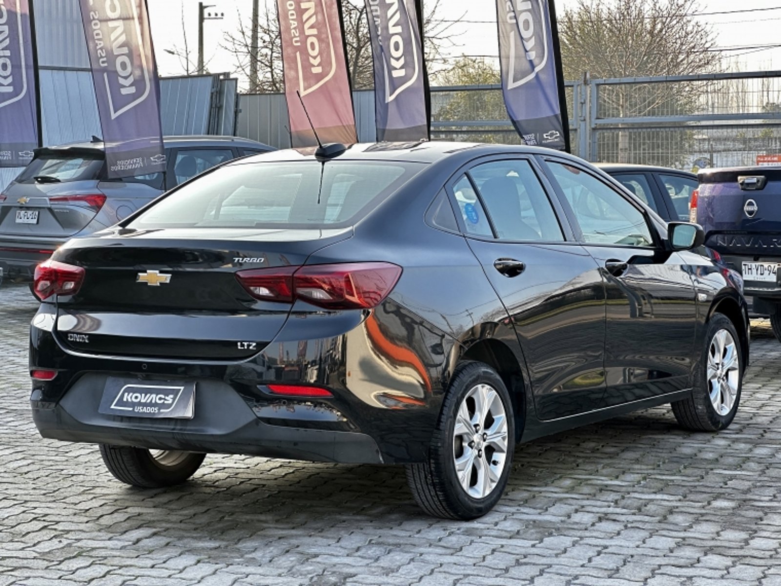 Chevrolet ONIX SEDAN LTZ 1.0 MT 2023 - Foto 5 de 18