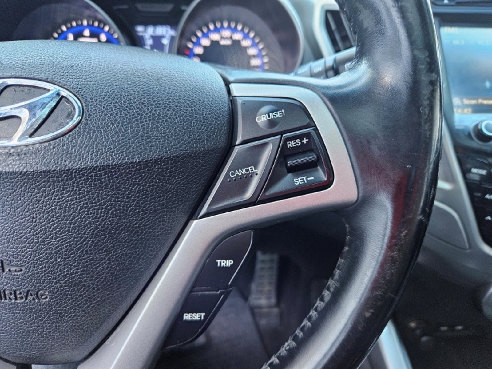 Hyundai VELOSTER 1.6 FS 4DR GLS FULL MT 2016 - Imagen 16 de 19