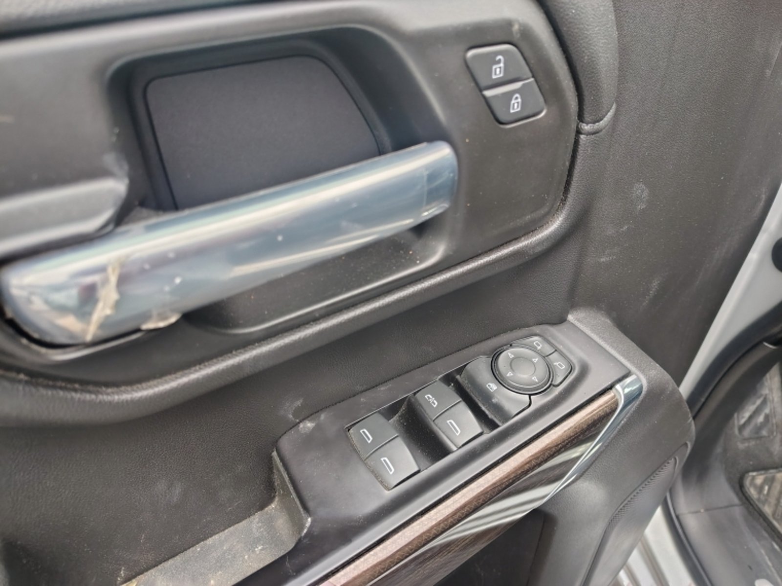 Chevrolet SILVERADO 5.3 CC LT TB AT  4X4 2020 - Imagen 10 de 18