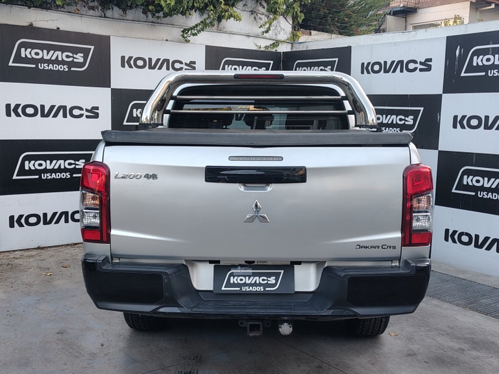 MITSUBISHI L200 2.4 TD DAKAR  CRS HP AT  4X4 DIESEL 2023 - Imagen 17 de 19