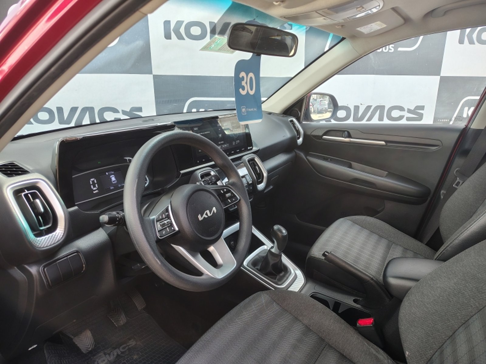 KIA SONET 1.5 EX MT 2022 - Imagen 12 de 18
