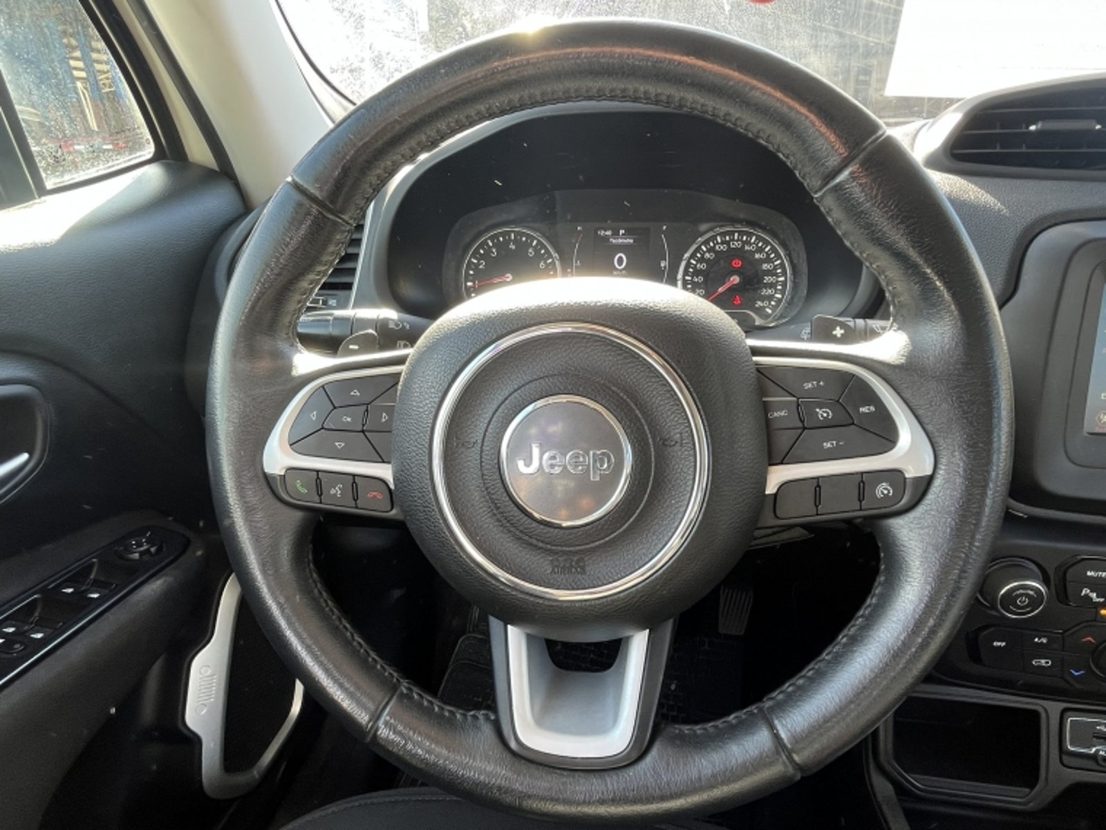 JEEP RENEGADE SPORT LX 1.8 AUT 2021 - Imagen 15 de 20