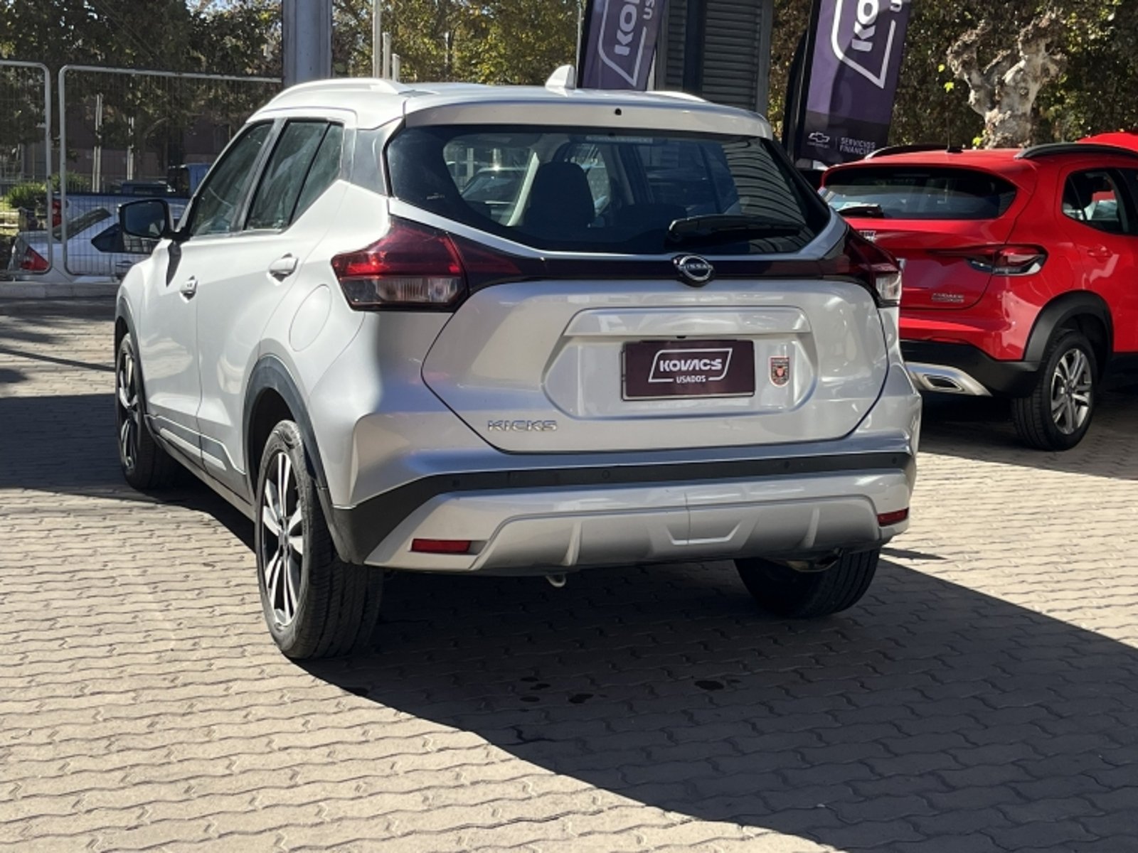 NISSAN KICKS 1.6 ADVANCE AT 2023 - Imagen 3 de 20
