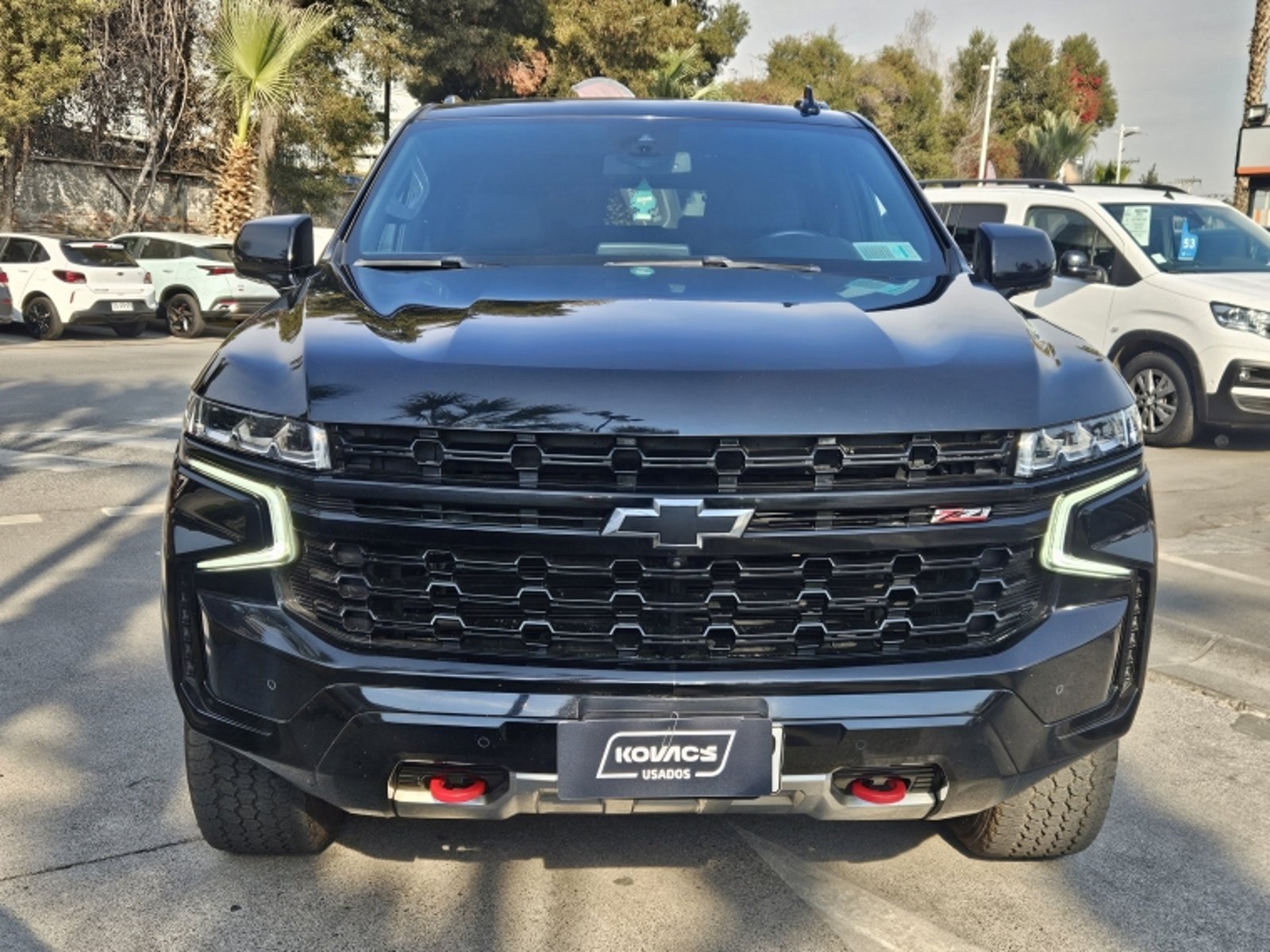 Chevrolet SUBURBAN Z71 4X4 5.3 AUT 2023 - Foto 2 de 20