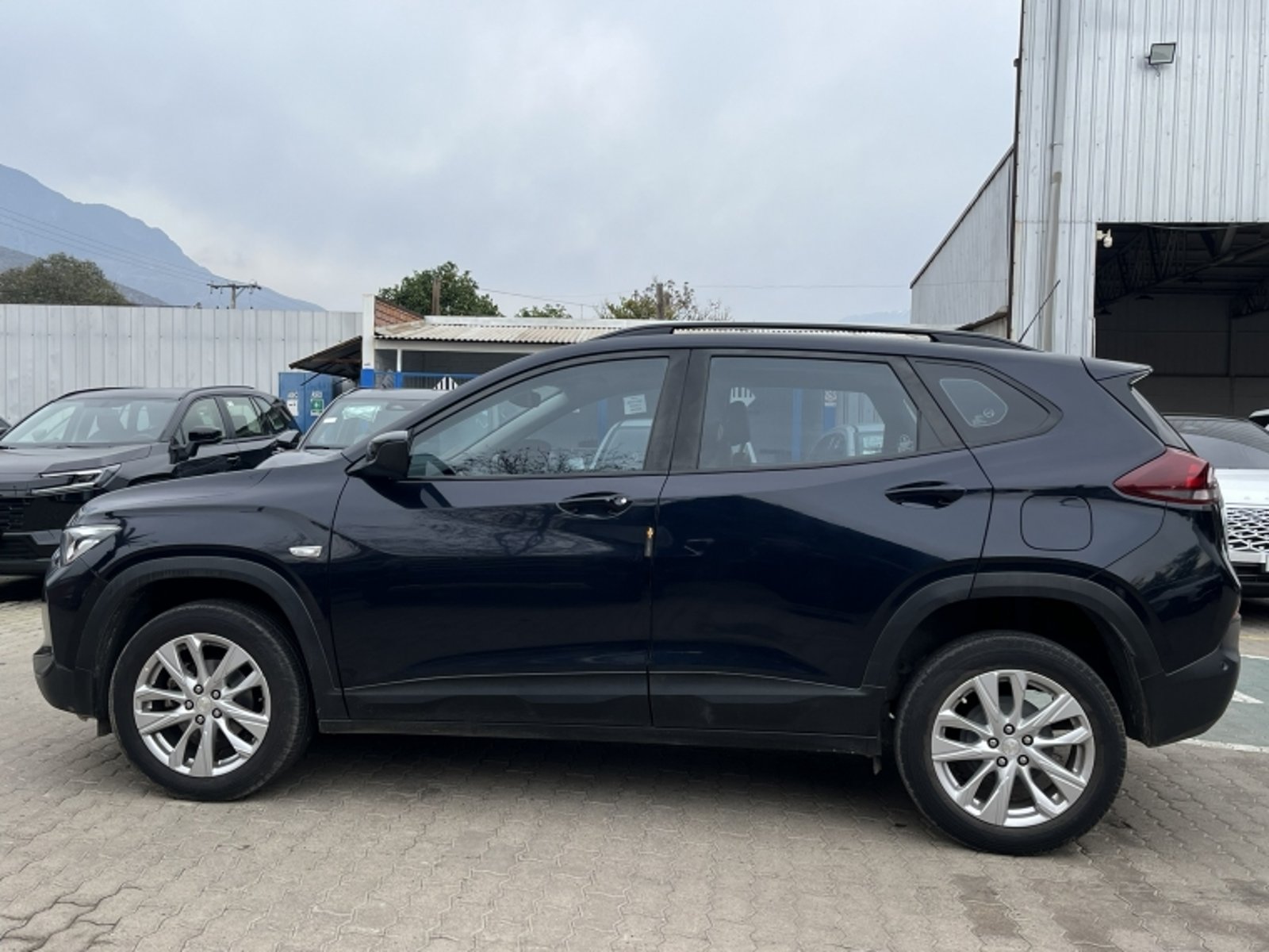 Chevrolet TRACKER 1.2T LTZ MT 2023 - Foto 2 de 20