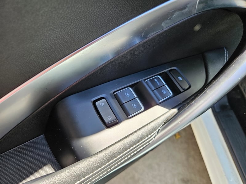 Chevrolet CAPTIVA 1.5  PREMIER P AT 2025 - Imagen 15 de 16