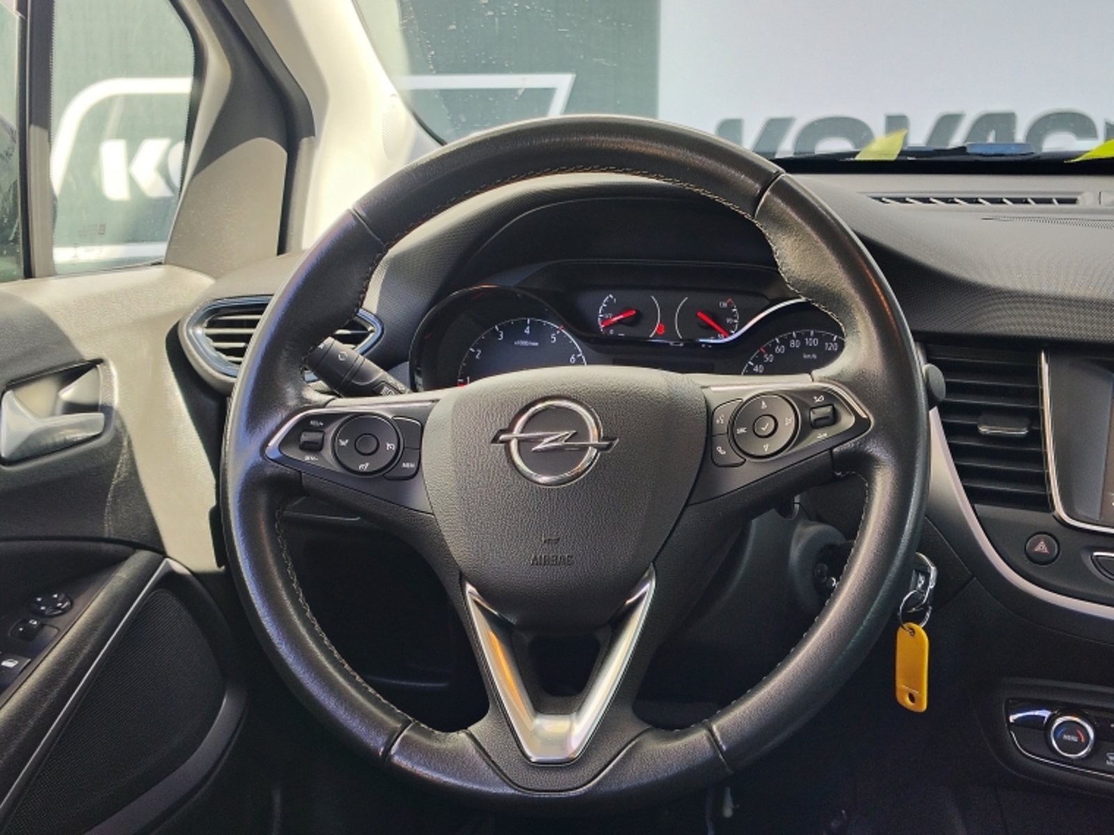 OPEL CROSSLAND 1.2T EDITION AT 2024 - Imagen 11 de 20