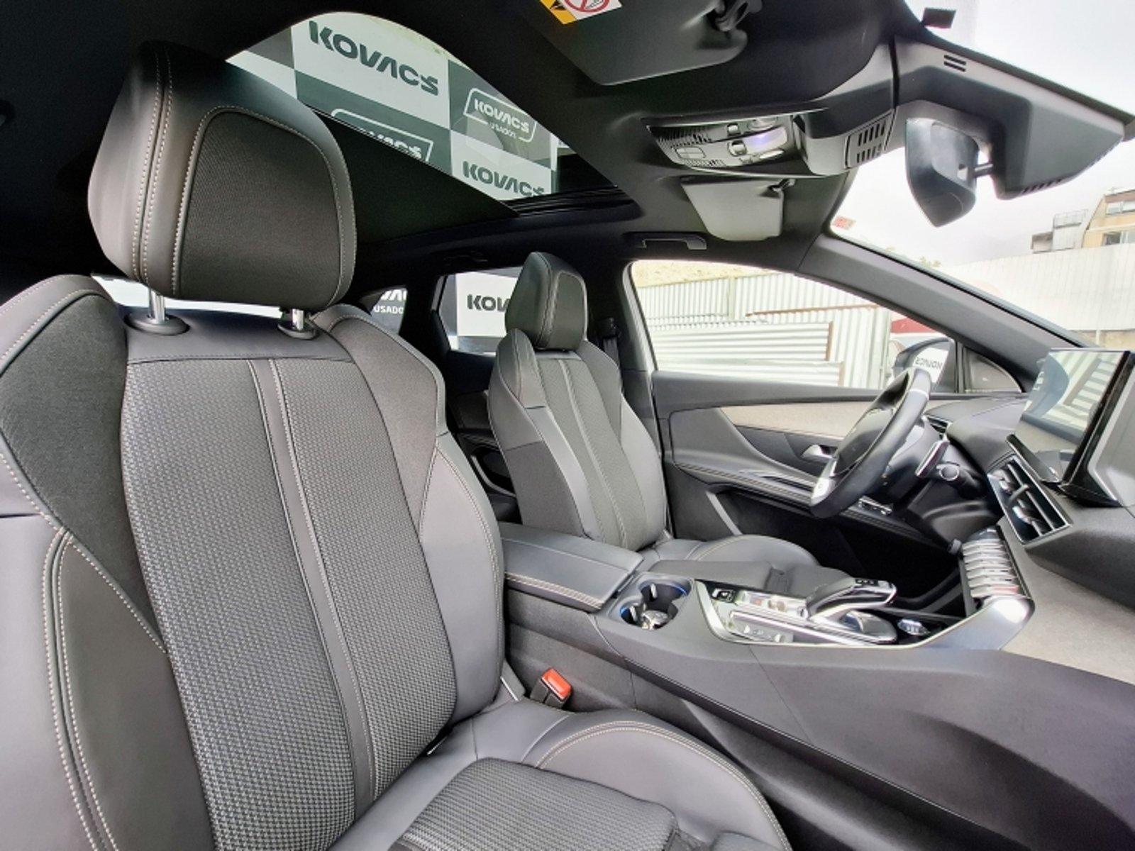 PEUGEOT 3008 GT BLACK PACK BLUEHDI 130 EAT8 2023 - Imagen 16 de 20