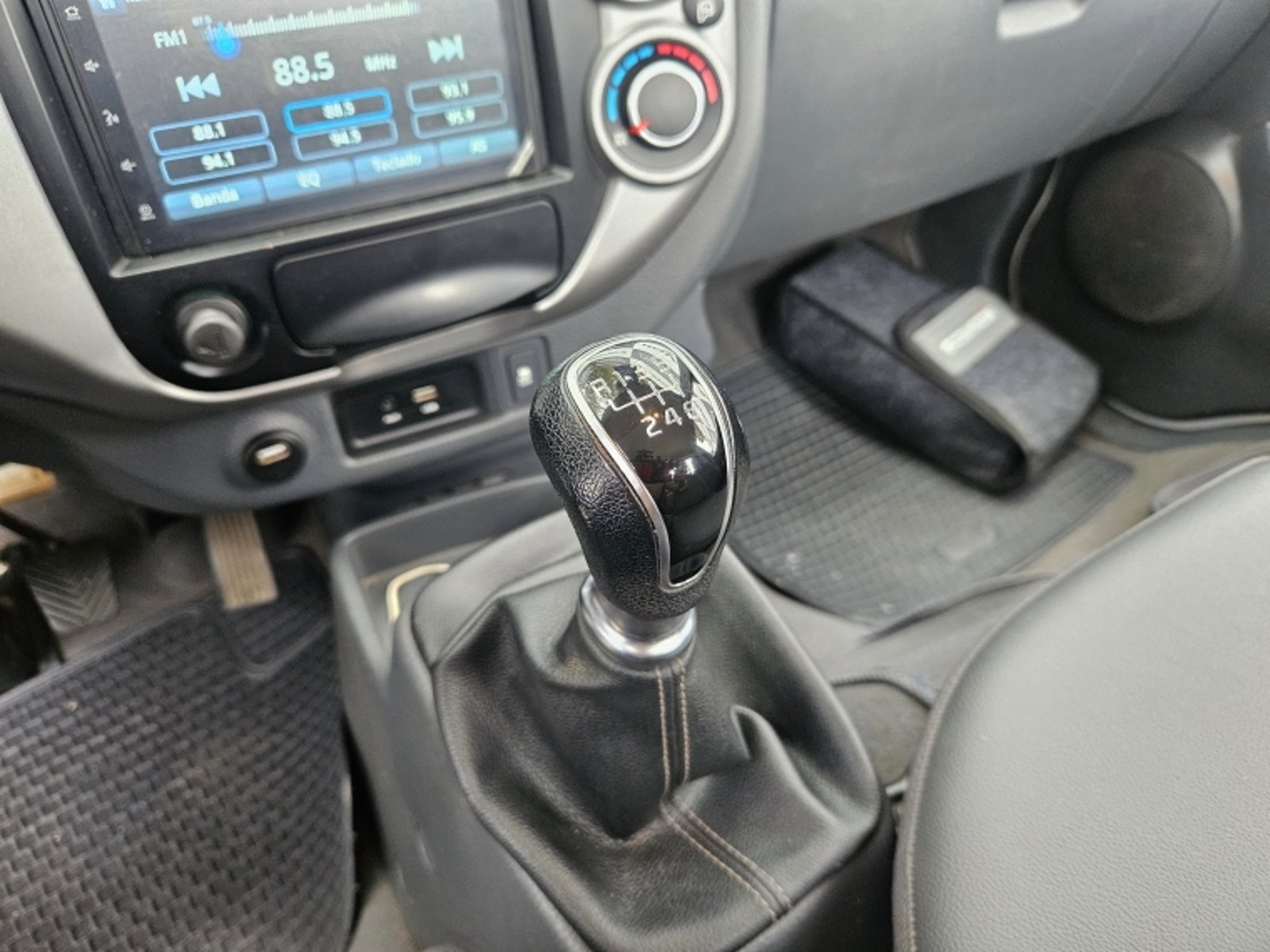 Kia FRONTIER 2.5L 6MT ABS 2024 - Imagen 11 de 15