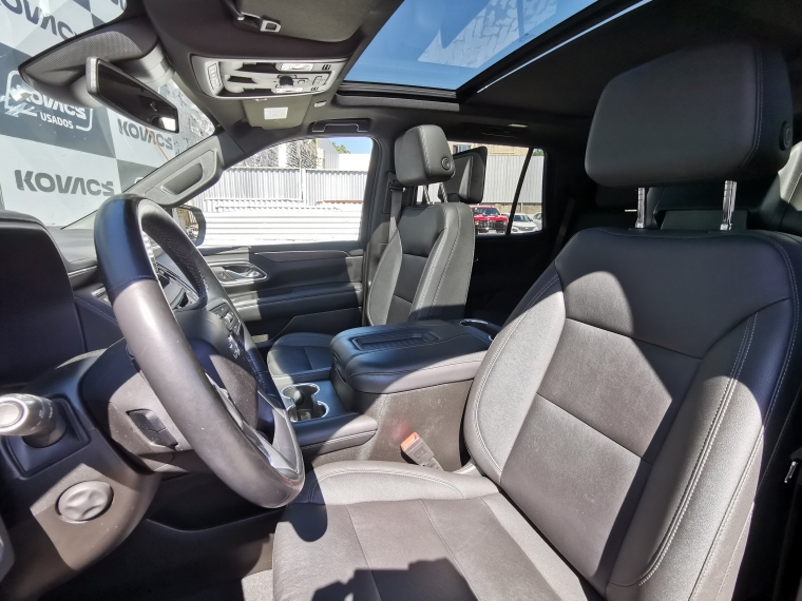 CHEVROLET TAHOE 5.3 Z71 AT 4X4 2023 - Imagen 10 de 20