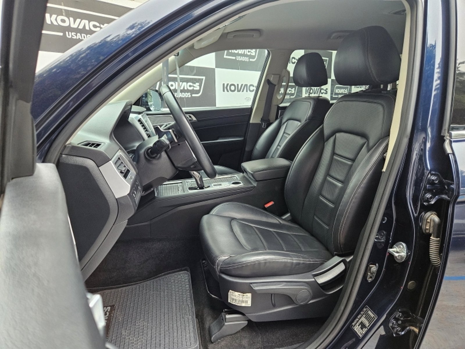 SsangYong REXTON 2.2  GLX AT DIESEL 2024 - Imagen 11 de 19