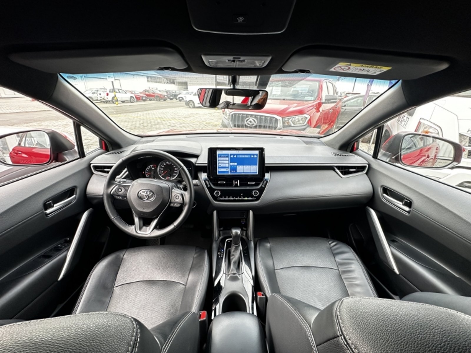 TOYOTA COROLLA 2.0 AUT 2023 - Imagen 18 de 18