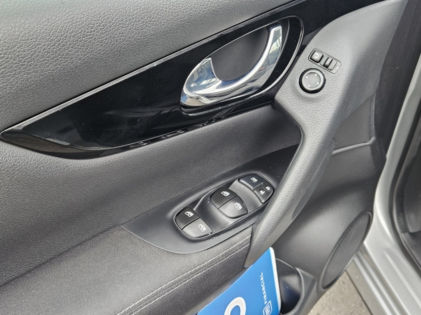 NISSAN QASHQAI 2.0 2021 - Imagen 14 de 20