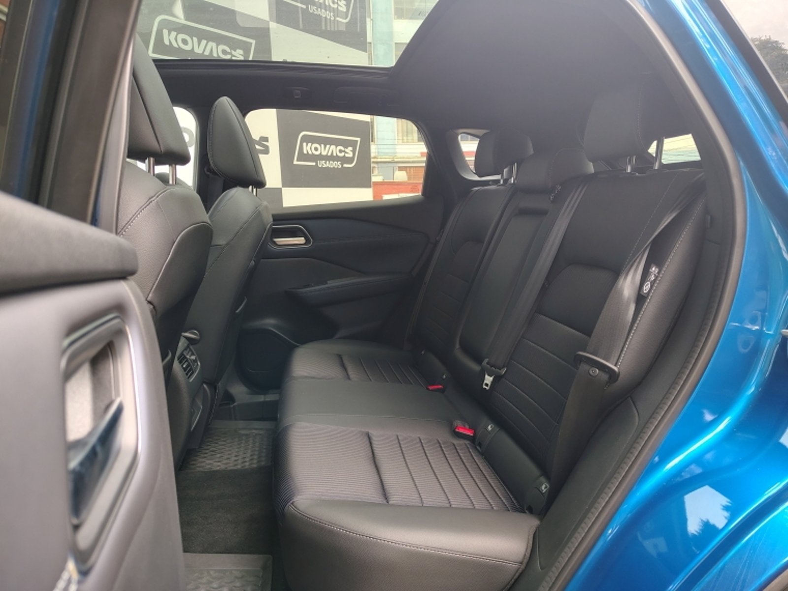 NISSAN QASHQAI 1.3T EXCLUSIVE 4X4 2025 - Imagen 8 de 20