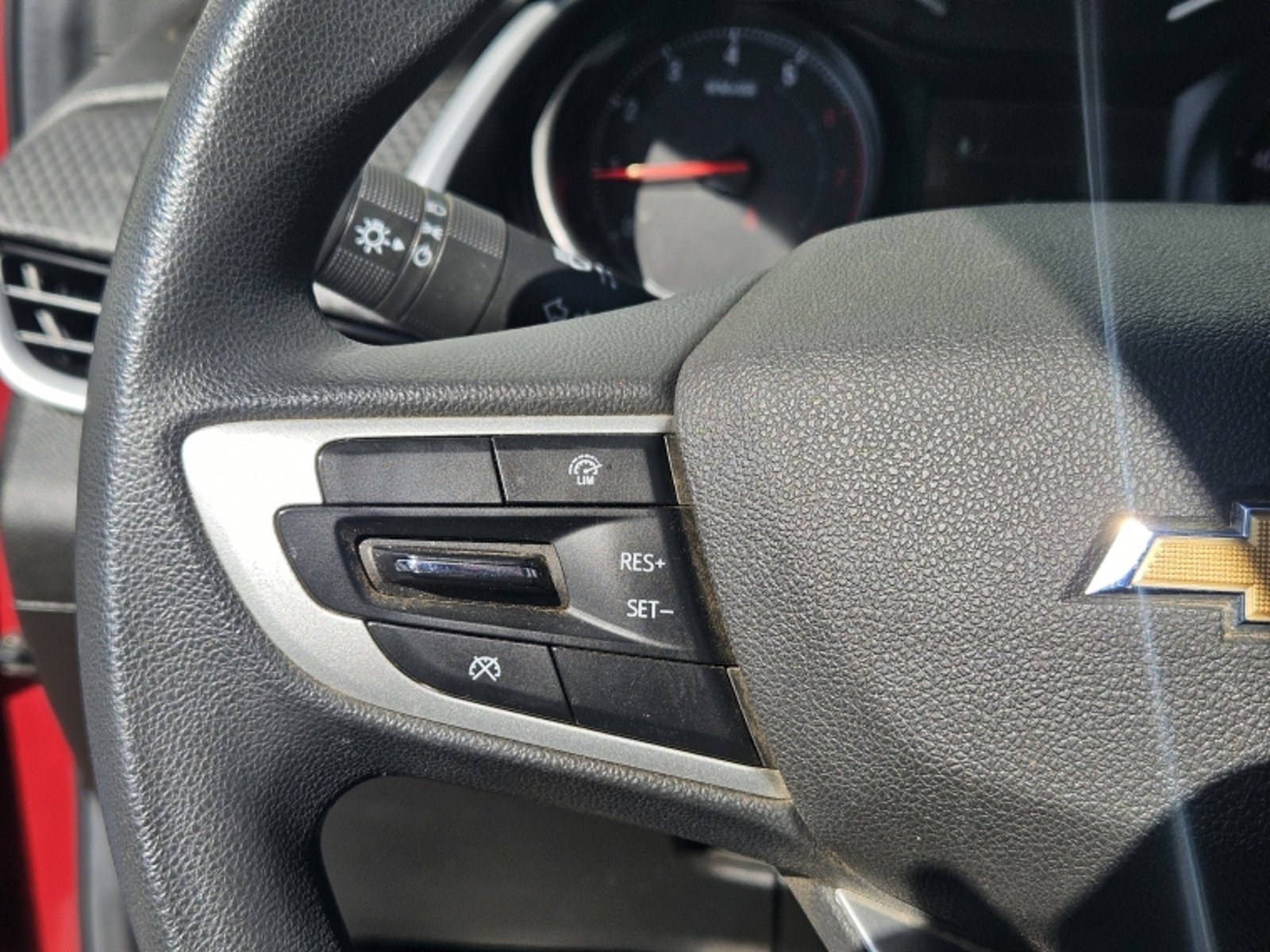 CHEVROLET ONIX LT MT 2024 - Imagen 17 de 20