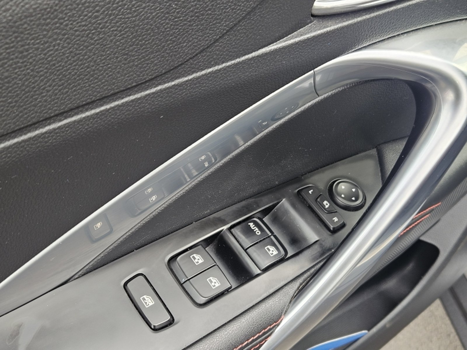 CHEVROLET GROOVE 1.5 PREMIER MT 2024 - Imagen 14 de 20