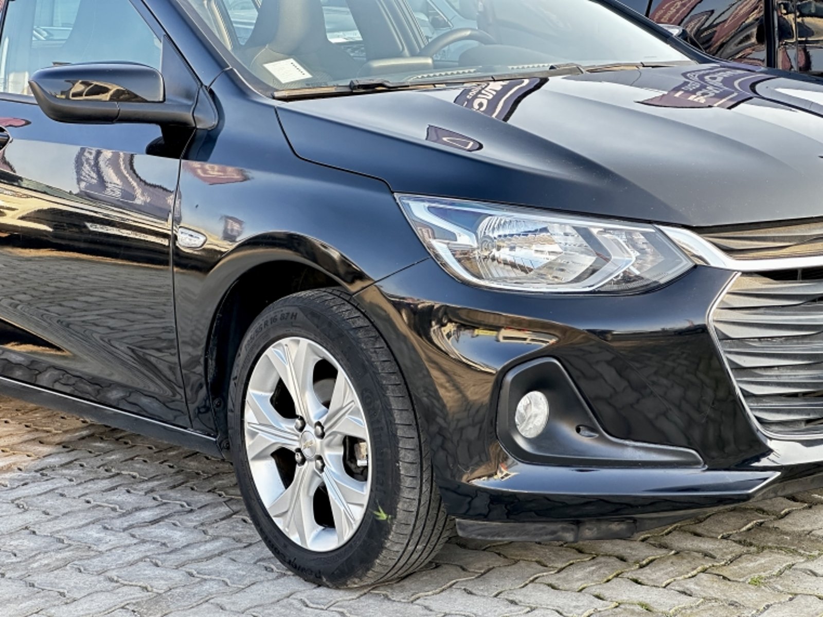 Chevrolet ONIX SEDAN LTZ 1.0 MT 2023 - Foto 4 de 18