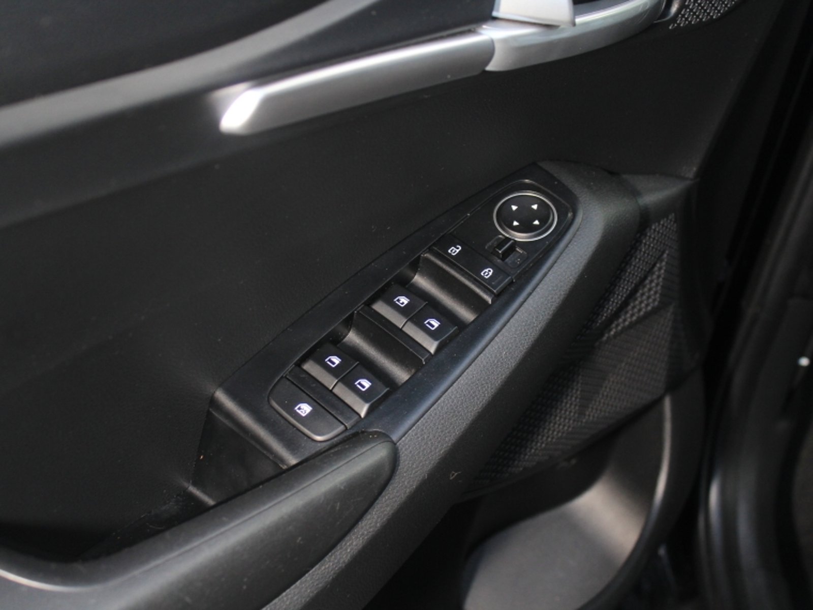KIA SELTOS 1.6  EX MT 2024 - Imagen 13 de 20