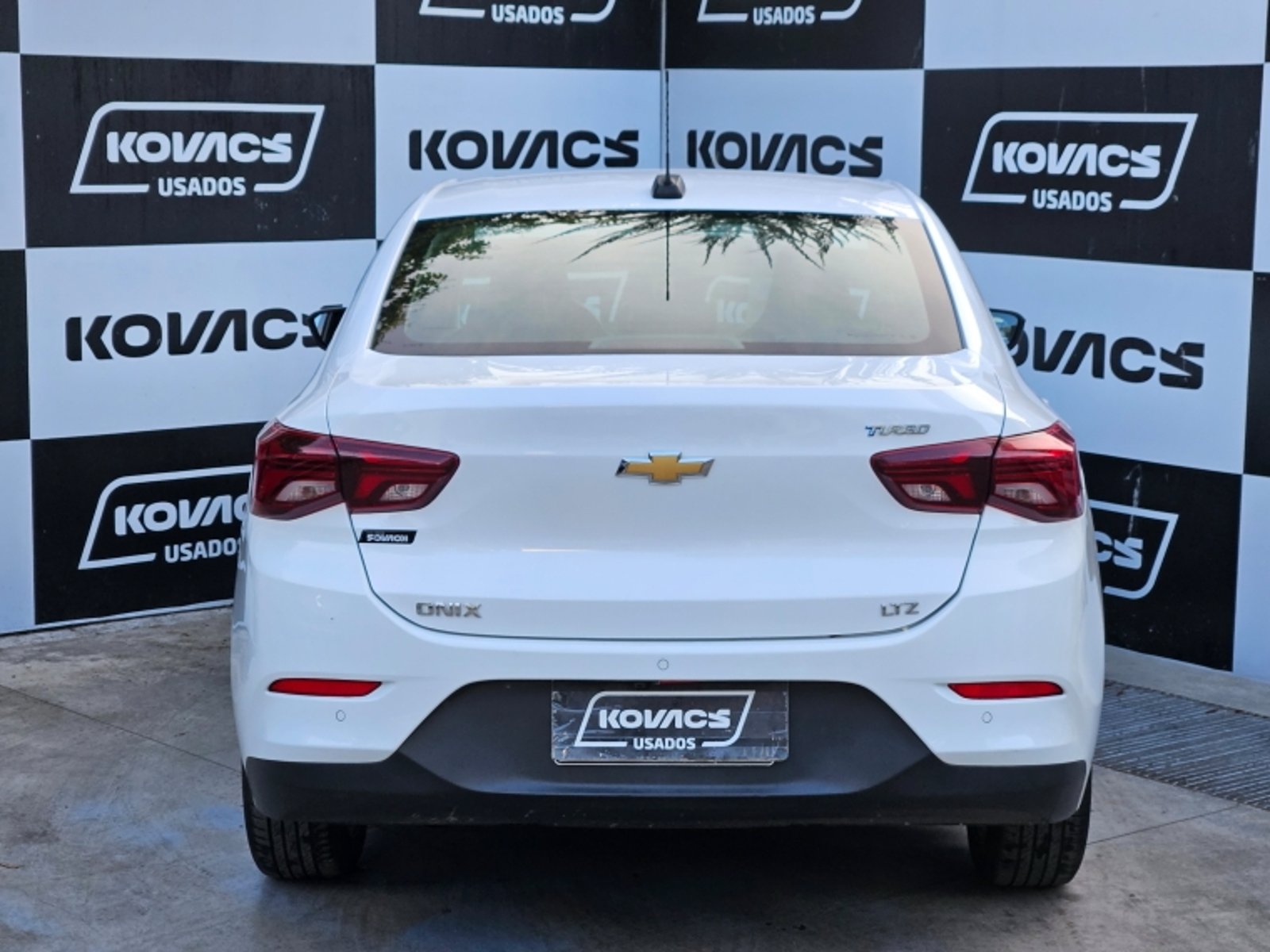 CHEVROLET ONIX 1.0  SEDAN  LTZ MT 2023 - Imagen 19 de 20