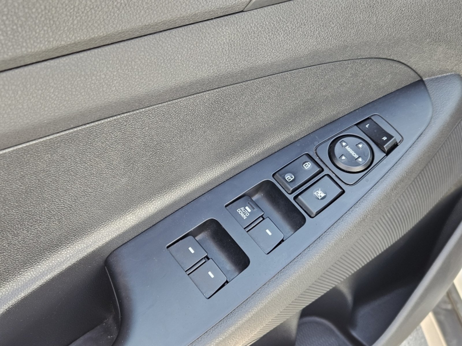 HYUNDAI TUCSON PLUS 6AT 2021 - Imagen 13 de 20