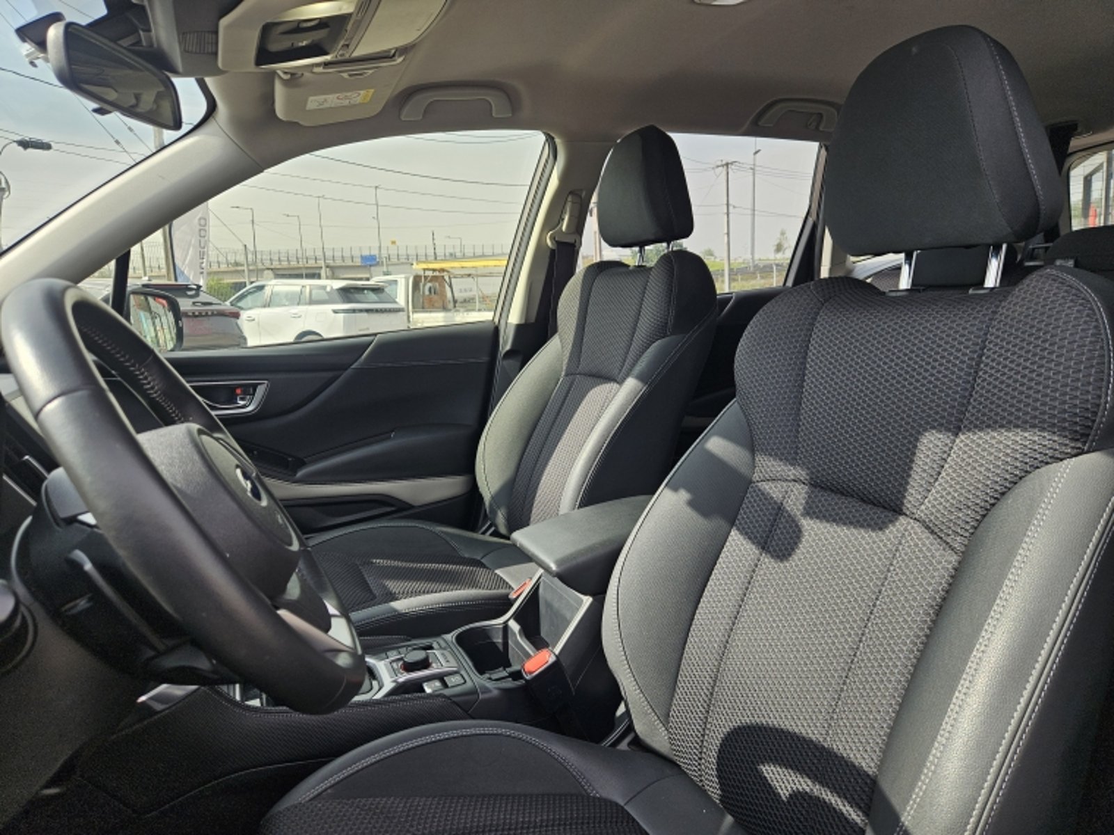 SUBARU FORESTER DYNAMIC EYESIGHT AT 4X4 2.0 2025 - Imagen 17 de 20