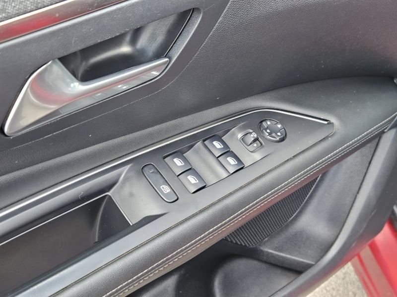 Peugeot 3008 3008 BLUE HDI 130 EAT8 1.5 AUT 2021 - Imagen 12 de 20