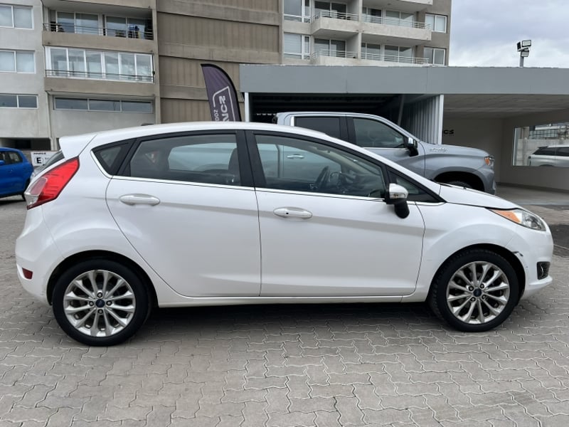 Ford FIESTA TITANIUM 1.6 2017 - Imagen 6 de 20