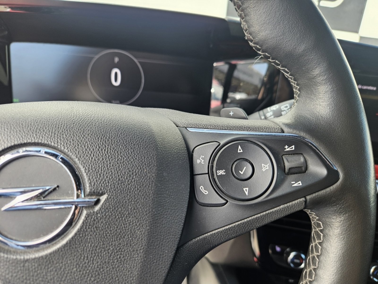 OPEL MOKKA 1.2 GS LINE AT 2023 - Imagen 15 de 20