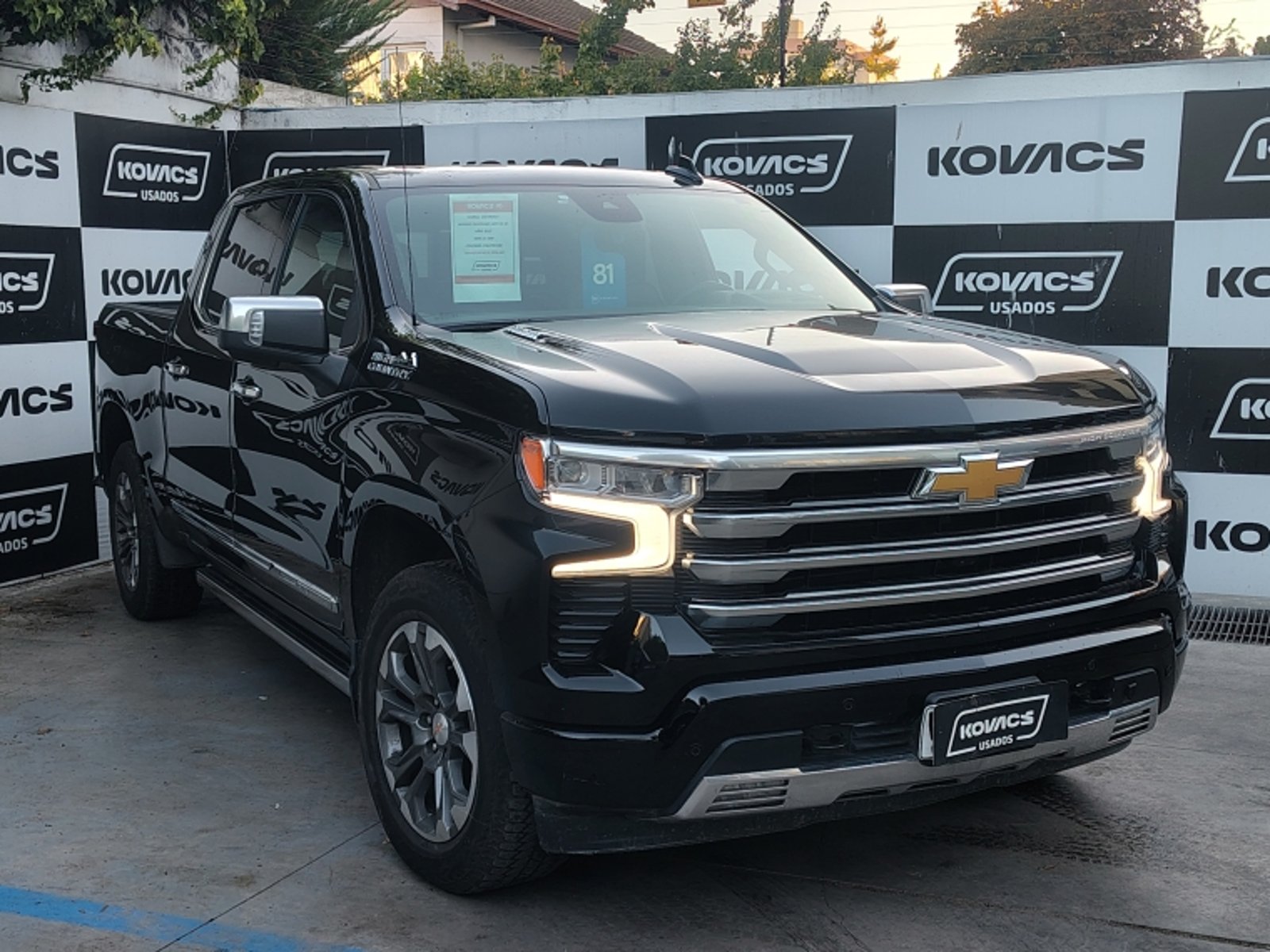 CHEVROLET SILVERADO 3.0 TD HIGH COUNTRY AT 4X4 2025 - Imagen 4 de 20
