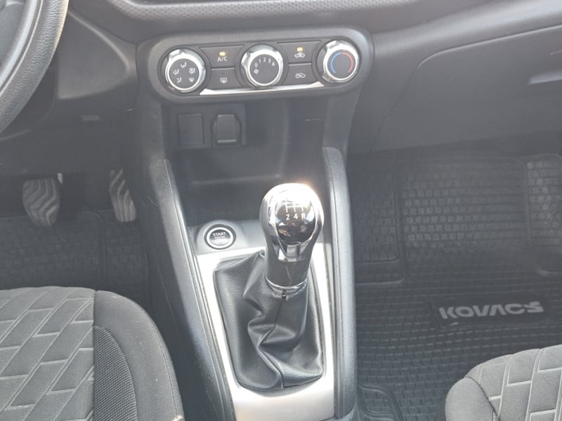 Nissan KICKS 1.6 SENSE MT 2023 - Imagen 12 de 19