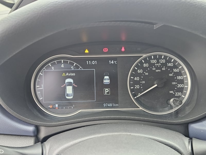 Nissan VERSA ADVANCE AT 1.6 2023 - Imagen 13 de 18