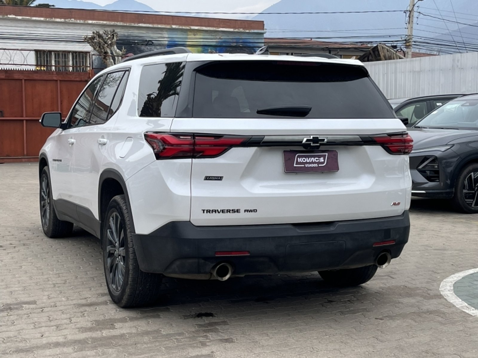 Chevrolet TRAVERSE RS AWD P 2023 - Foto 3 de 20