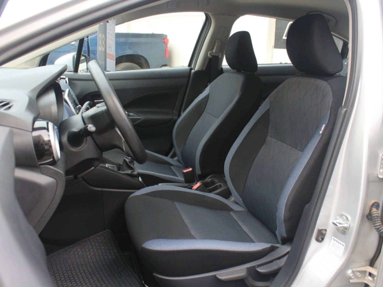 NISSAN VERSA 1.6  SDVANCE  MT 2024 - Imagen 11 de 19
