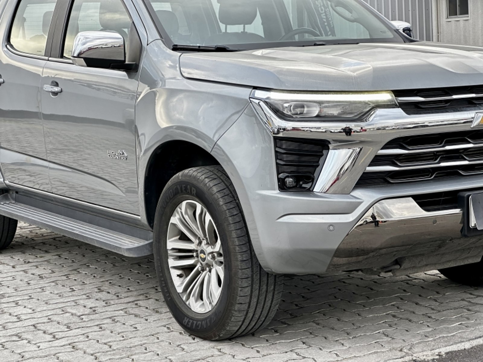 CHEVROLET COLORADO 2.8 HC AT 2024 - Imagen 4 de 18